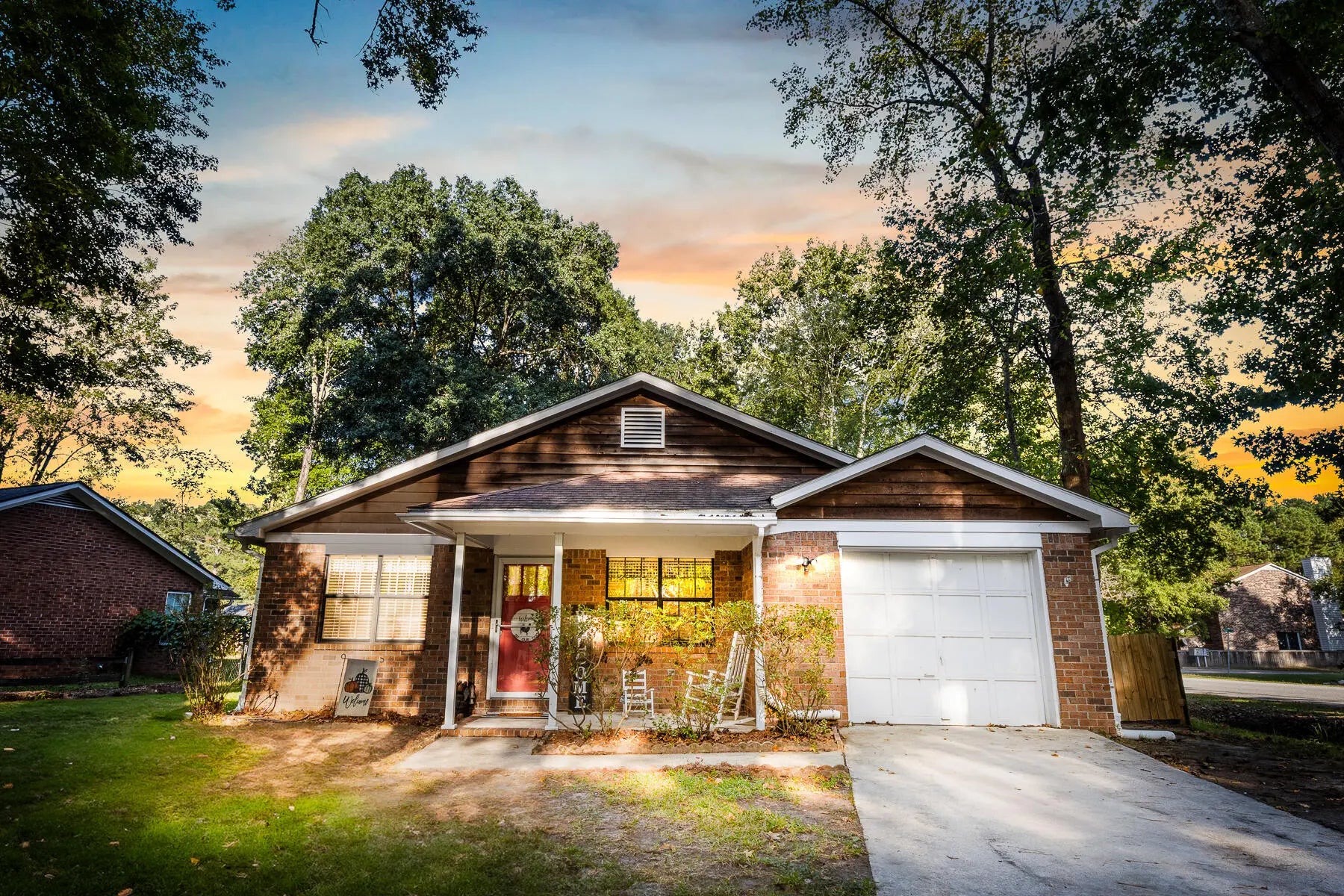 Photo of Listing #25027177