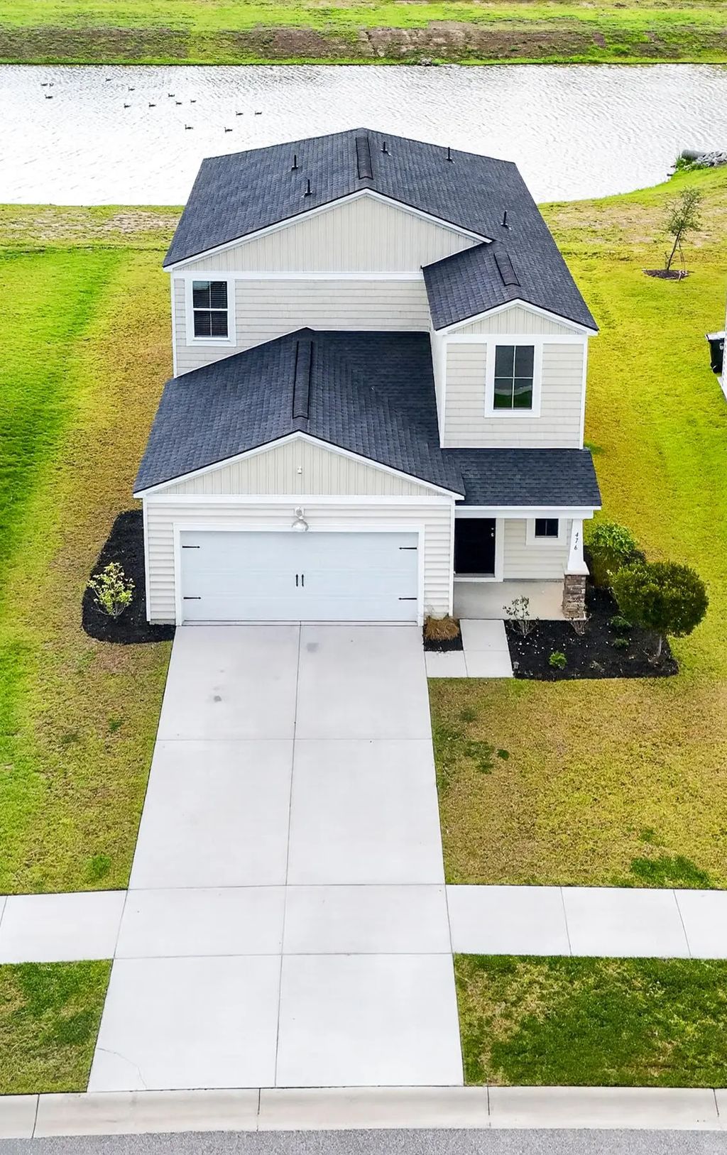 476 Camellia Bloom Drive, Moncks Corner