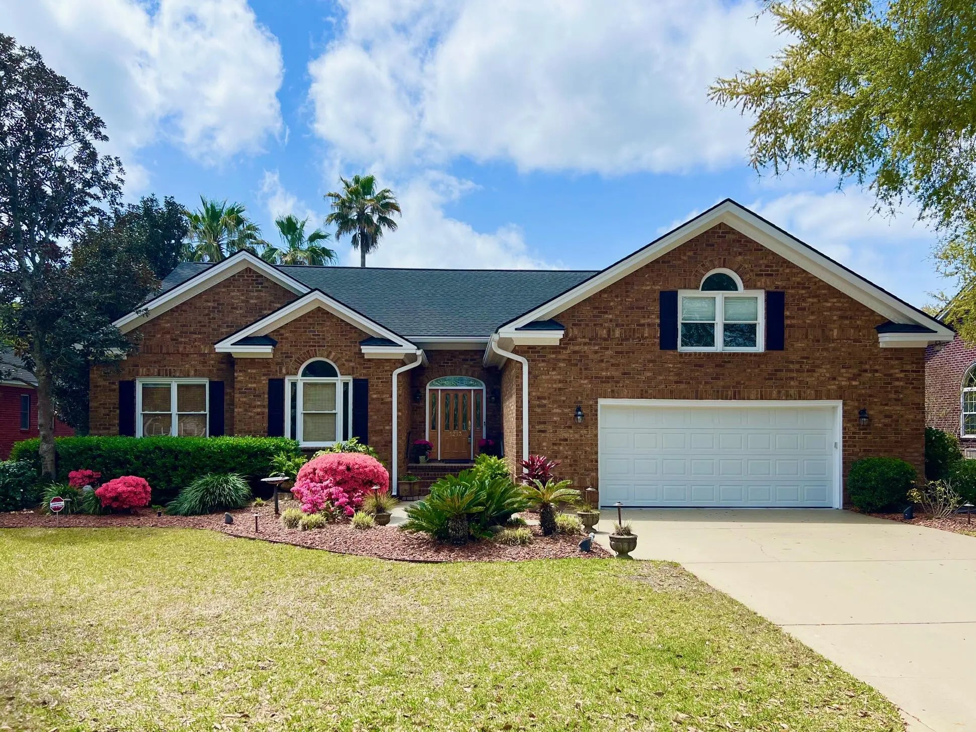 Photo of Listing #25008573