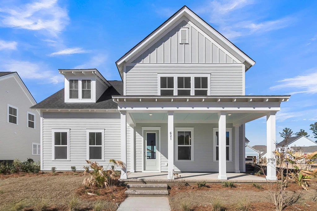 621 June Berry Drive, Summerville