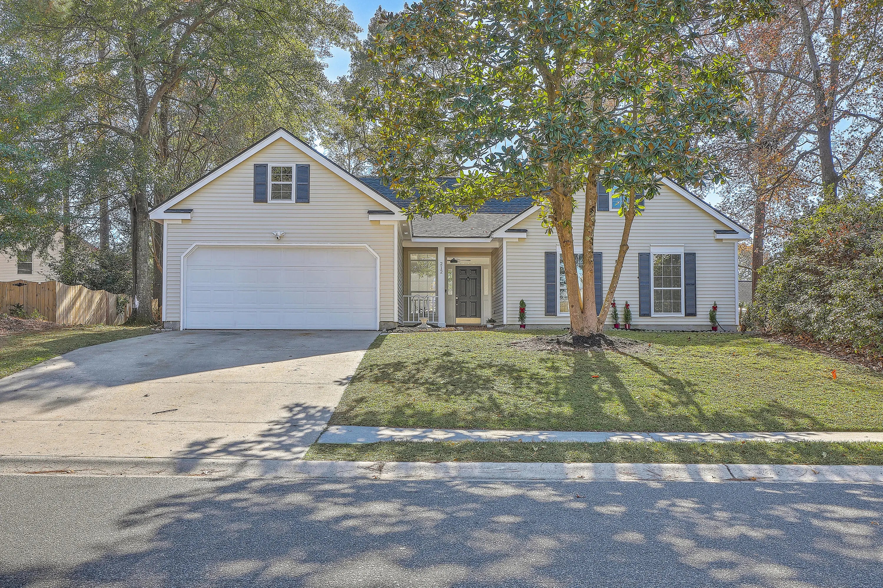 Photo of Listing #24030176