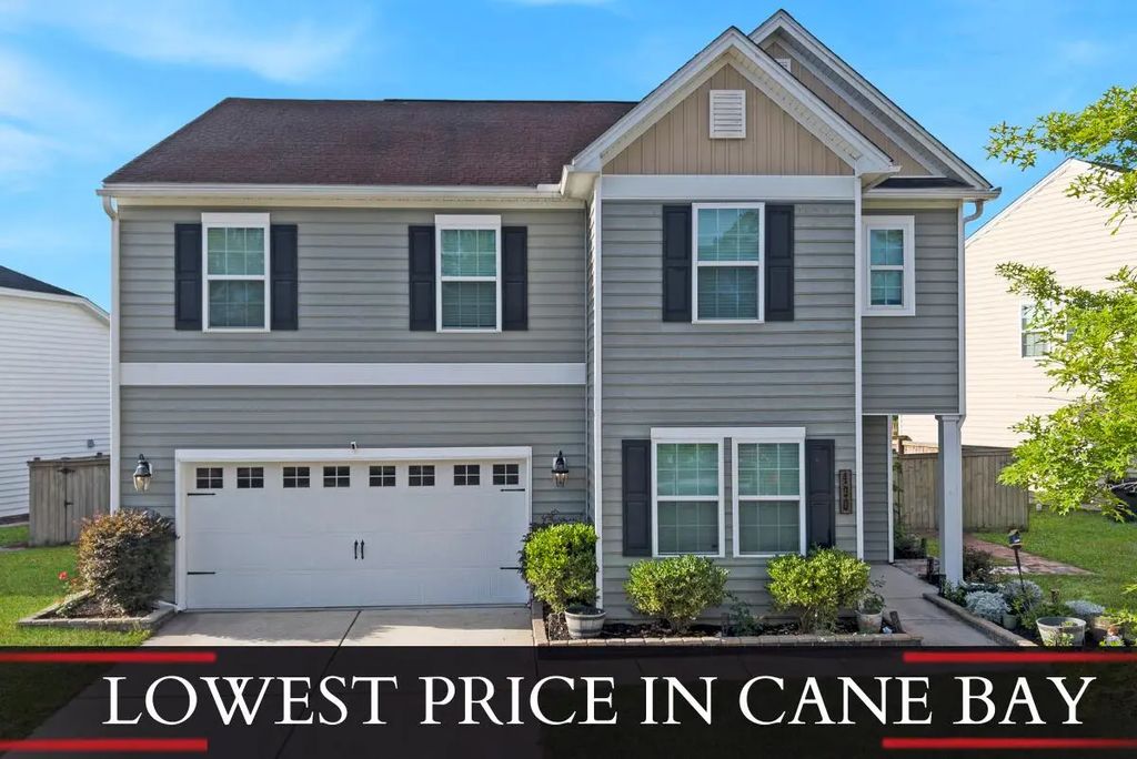 490 Whispering Breeze Lane, Summerville