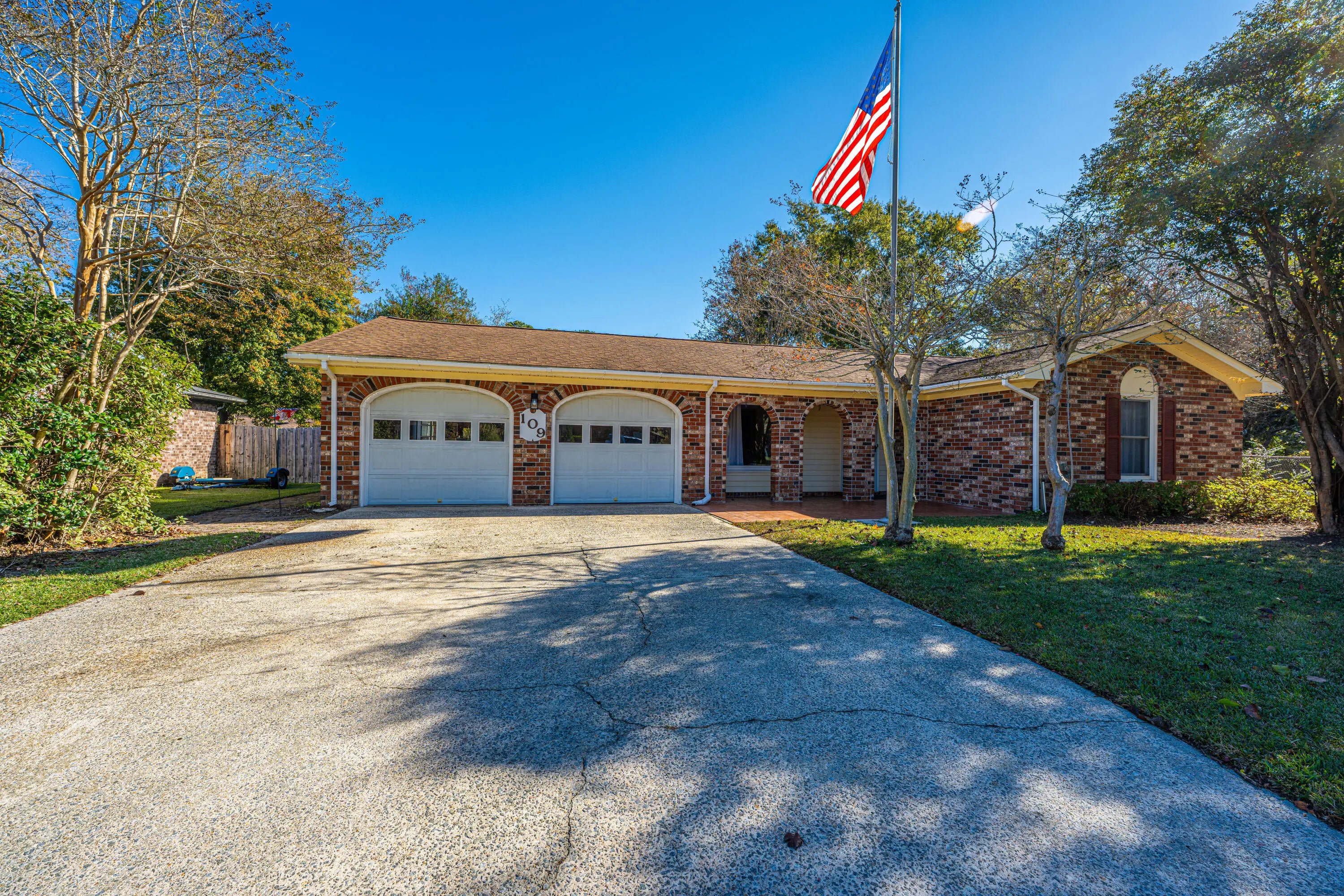 Photo of Listing #25030461