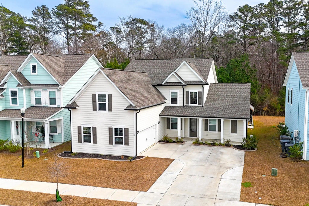 412 Oak View Way, Summerville