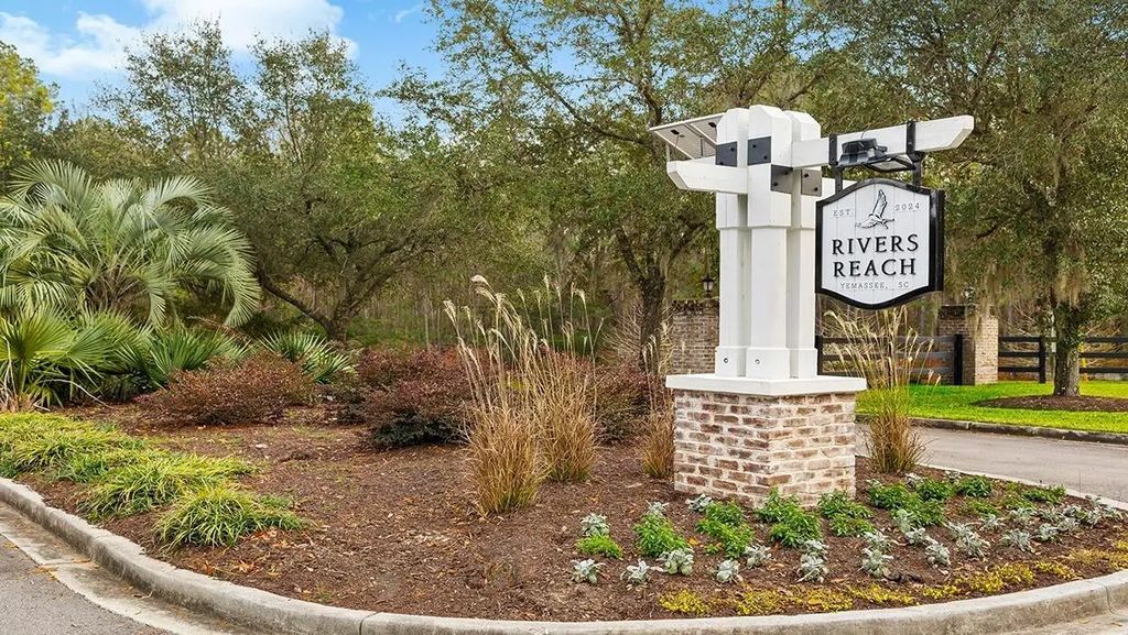 240 Castle Hill Drive, Yemassee