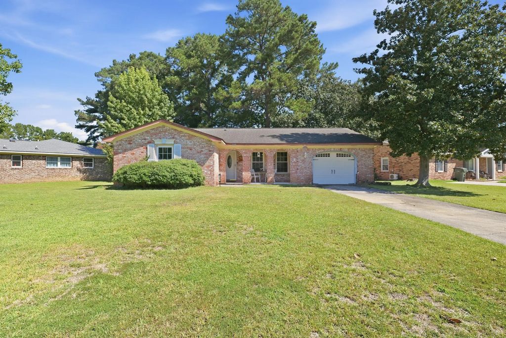 120 Kennington Drive, Goose Creek