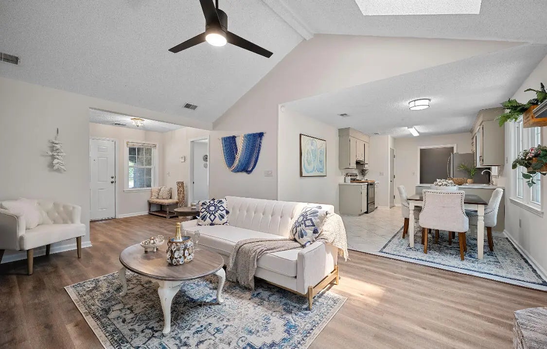 Photo of Listing #25023848