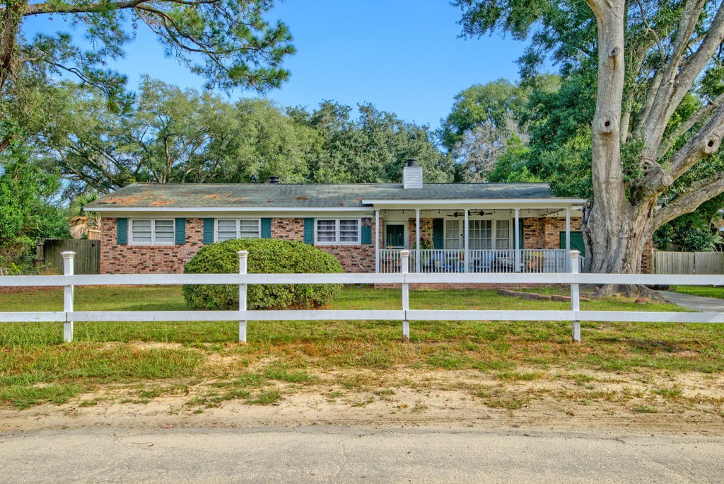 1330 Julian Clark Road, Charleston