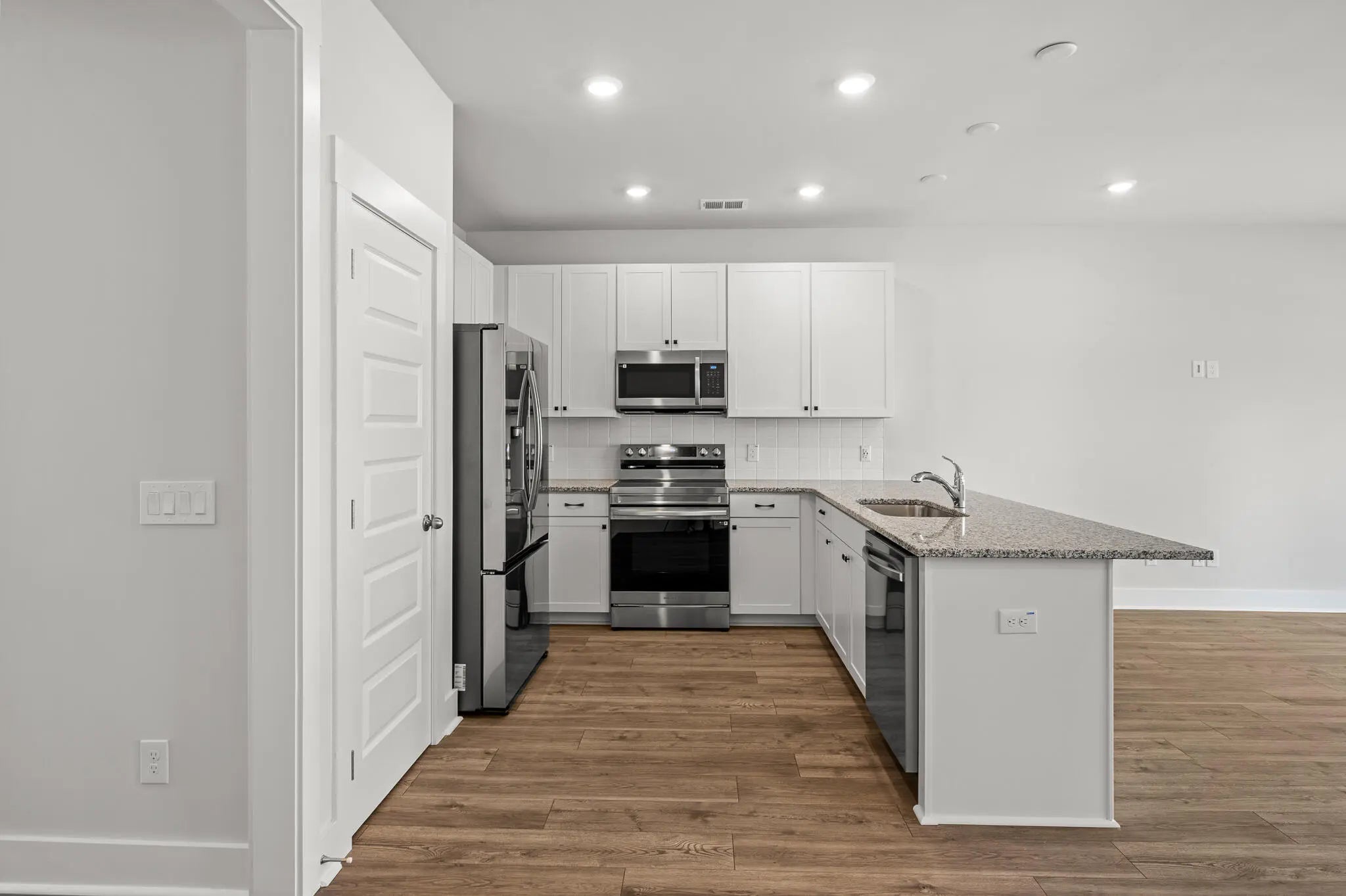 Photo of Listing #24009286