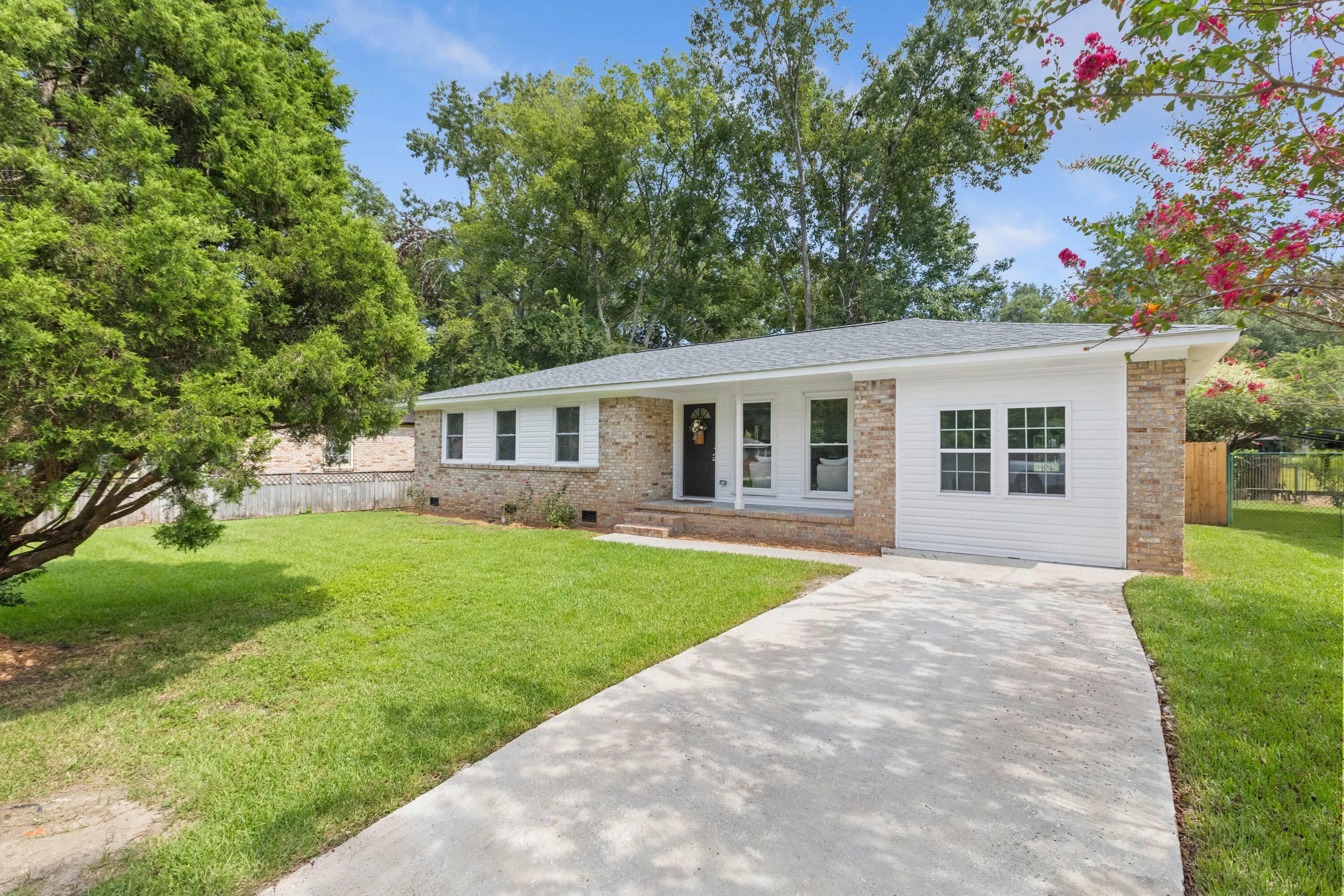 Photo of Listing #25021833