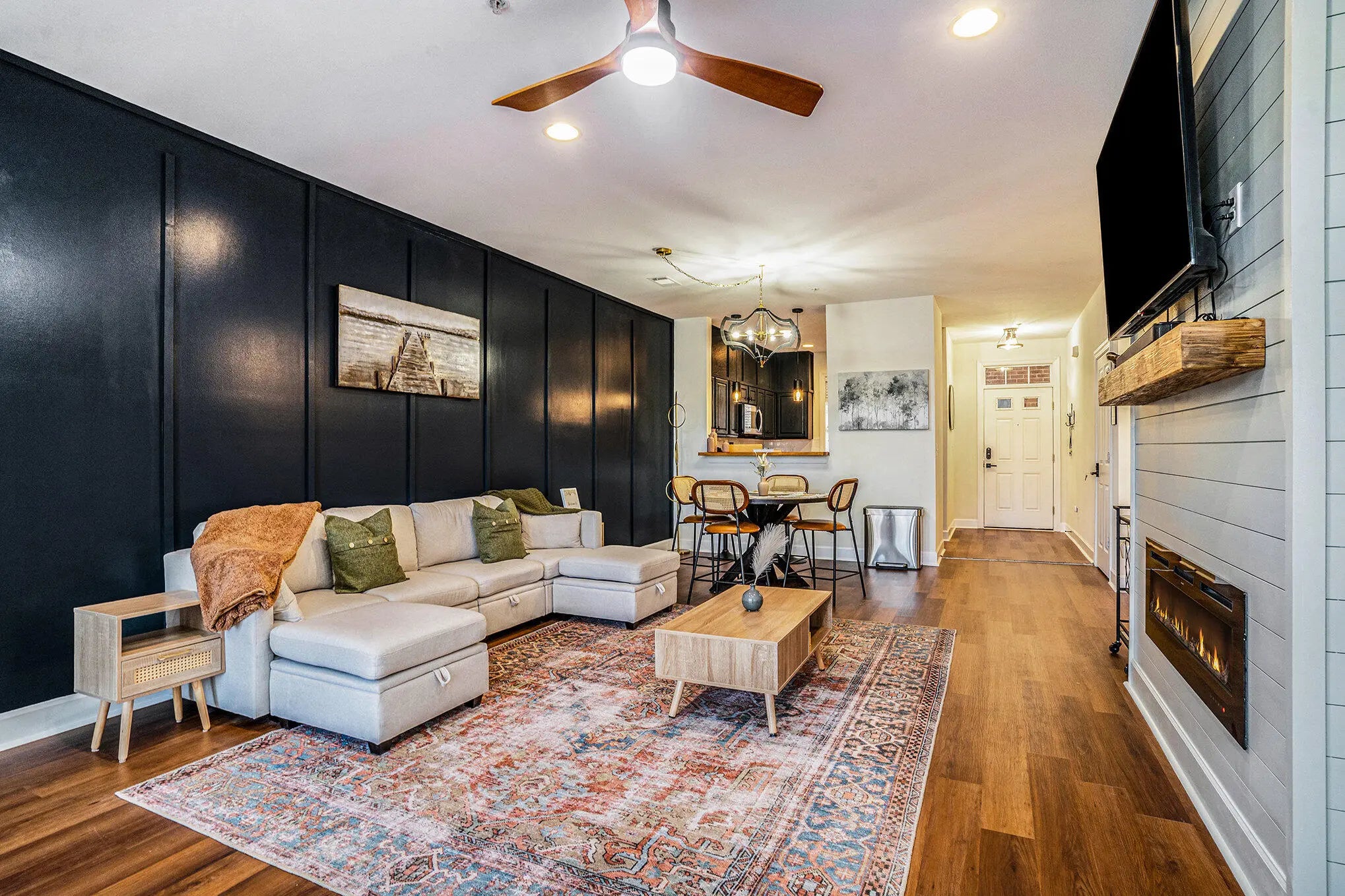 Photo of Listing #26006990