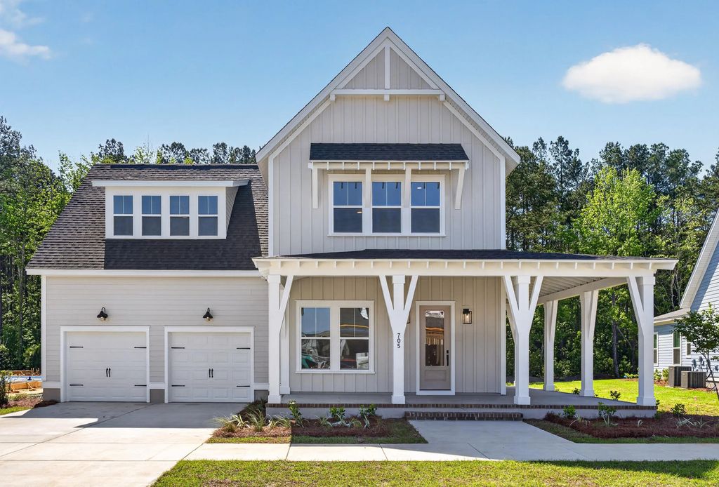 620 June Berry Drive, Summerville