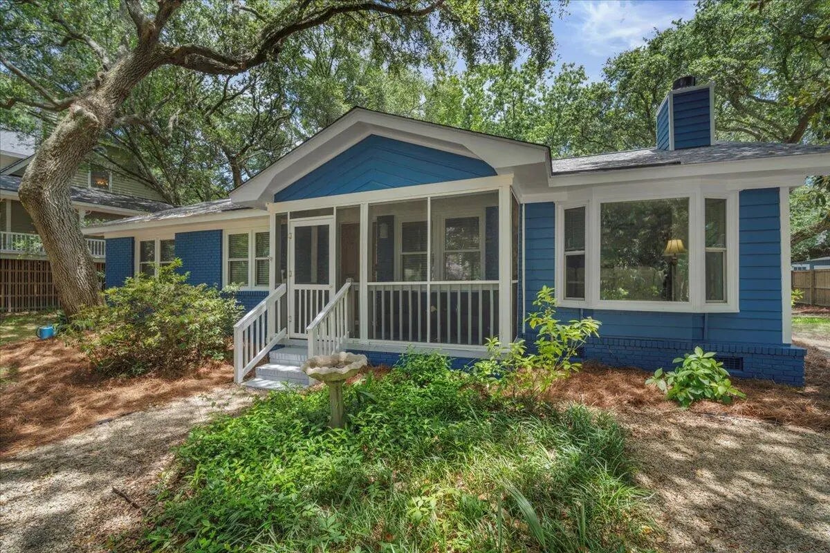 Photo of Listing #25018047