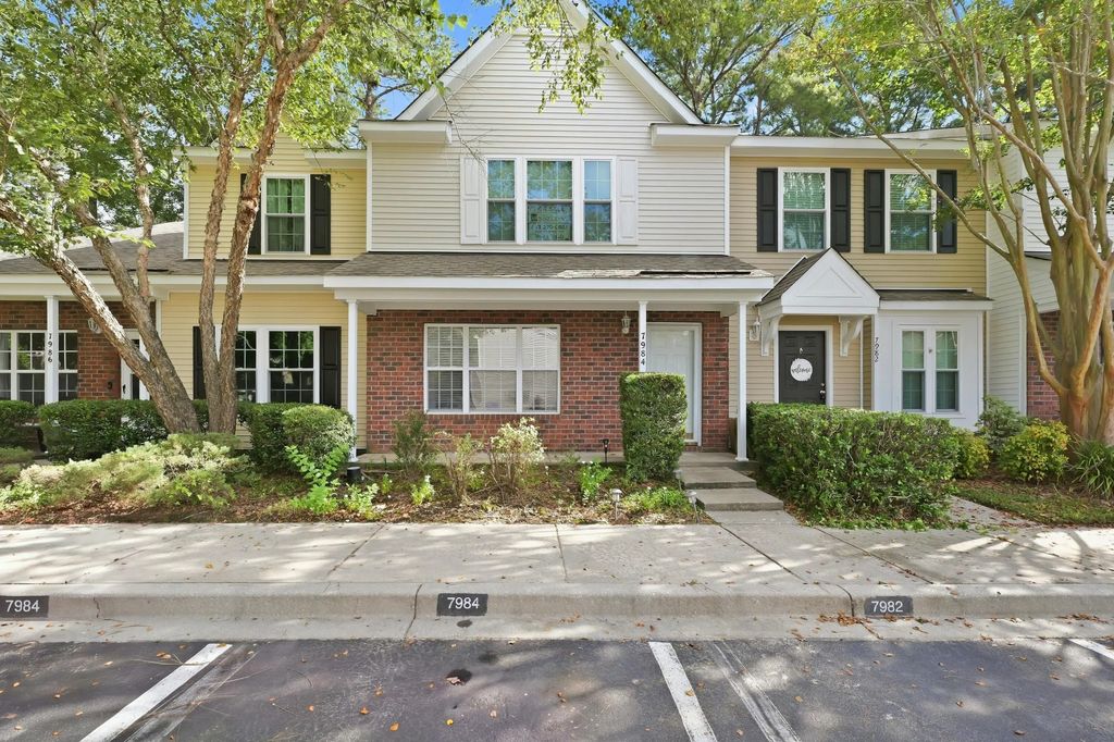 7984 Shadow Oak Drive, North Charleston