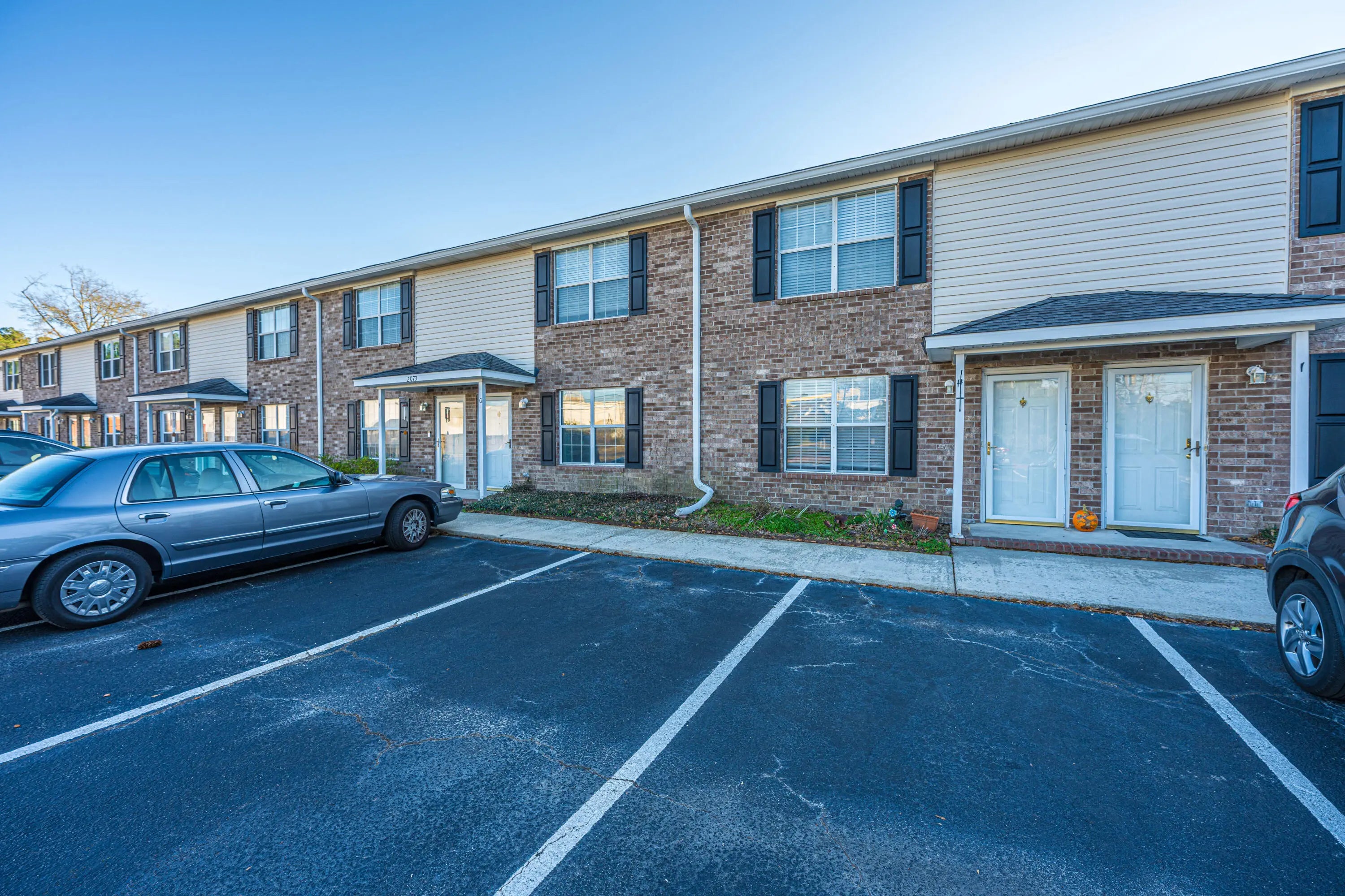 Photo of Listing #26001292