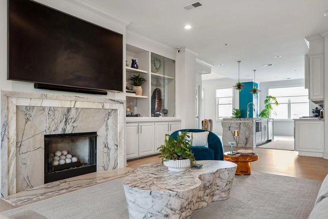 Photo of 245 Seven Farms Drive Apt 330, Charleston SC