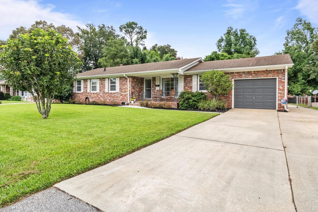 5920 Willard Drive, Hanahan