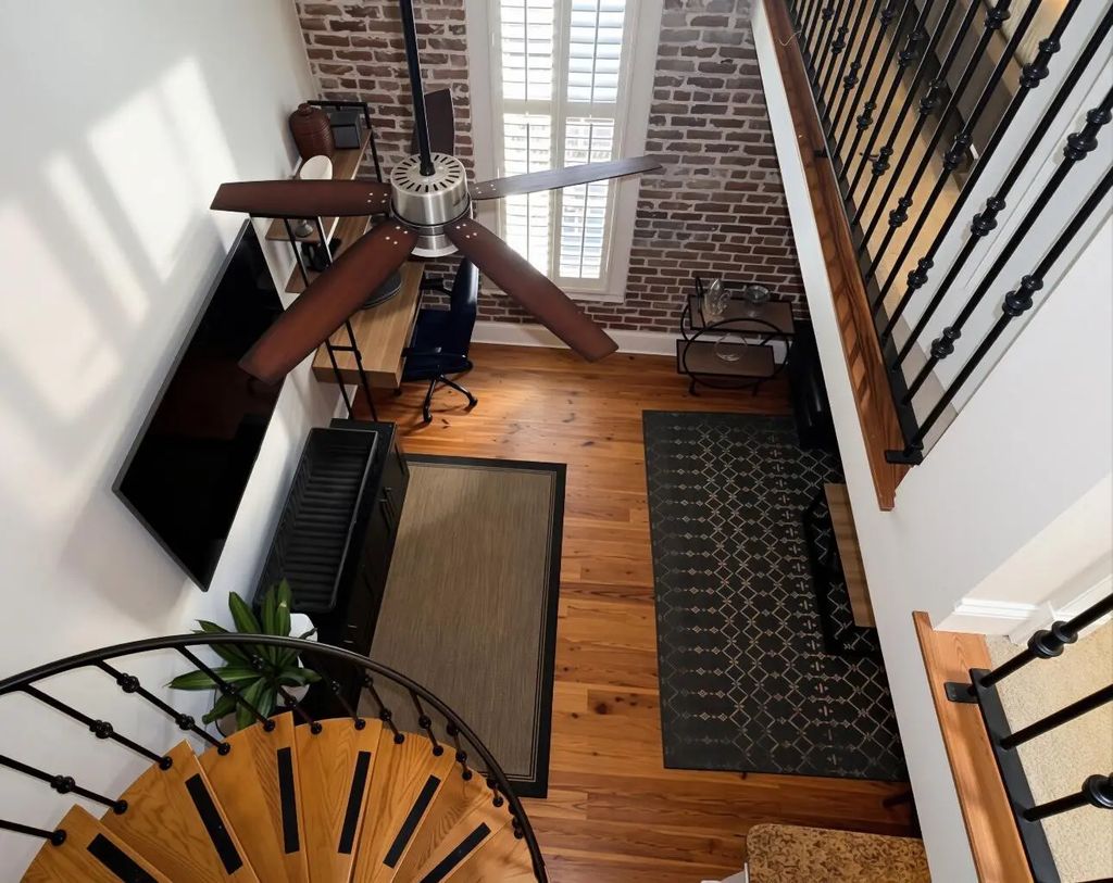 377 King Street Unit 203, Charleston