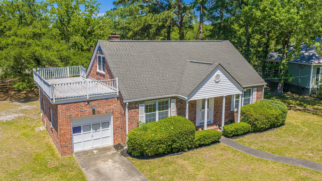 301 Mcclain Street, Charleston