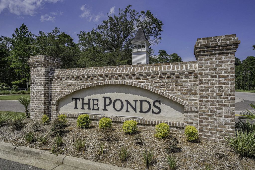 201 Cherry Grove Drive, Summerville