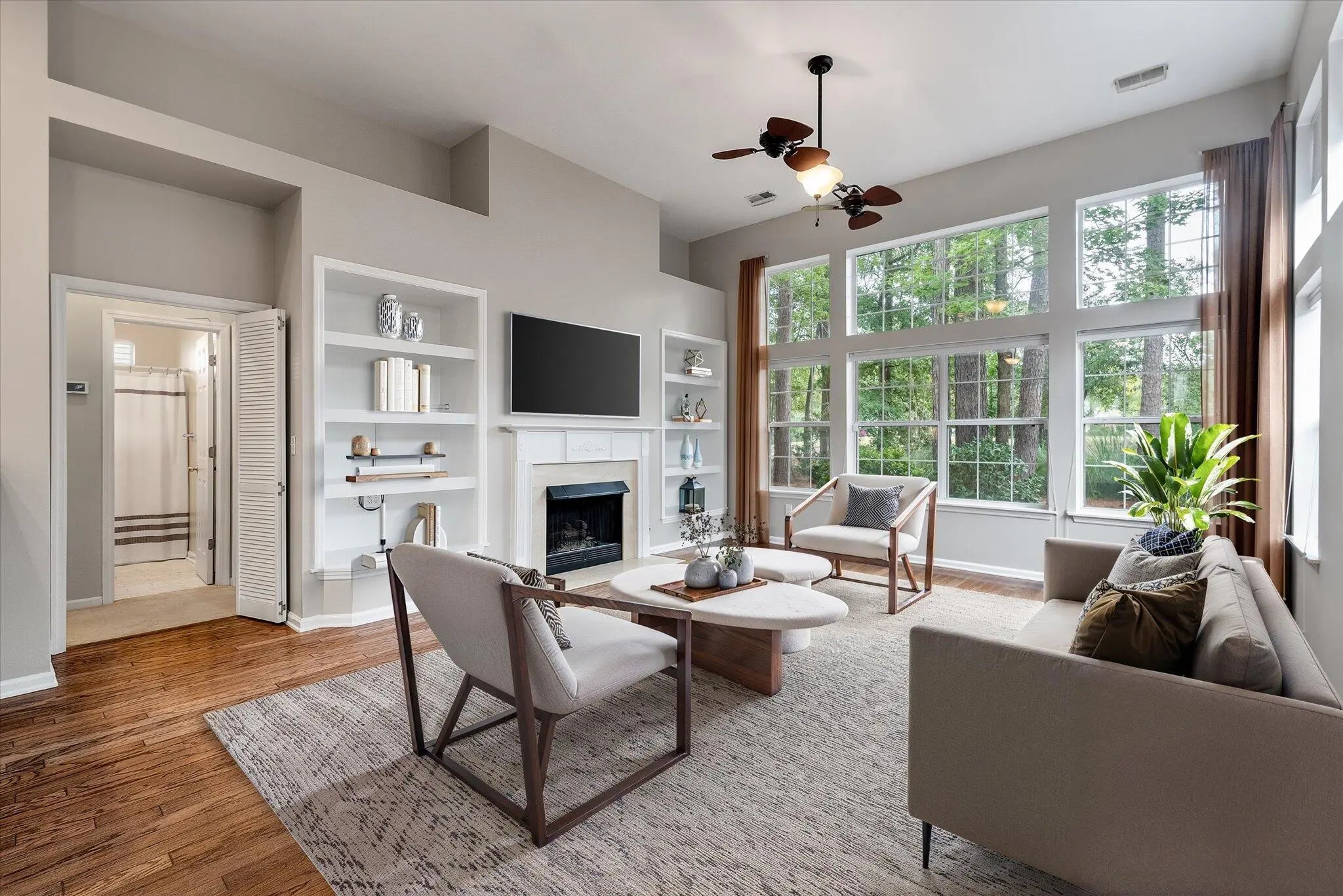 Photo of Listing #25029228