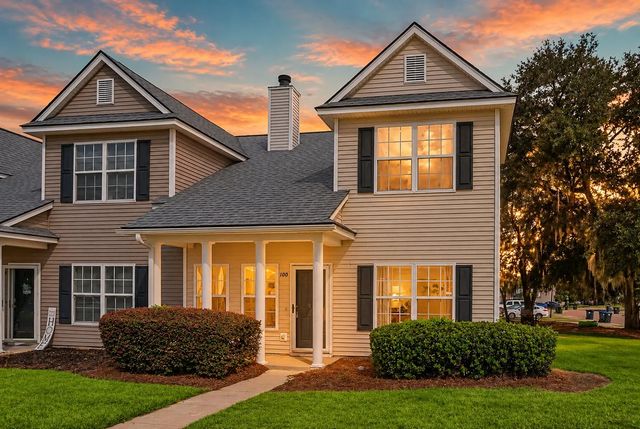 Photo of 100 Lynches River Drive, Summerville SC