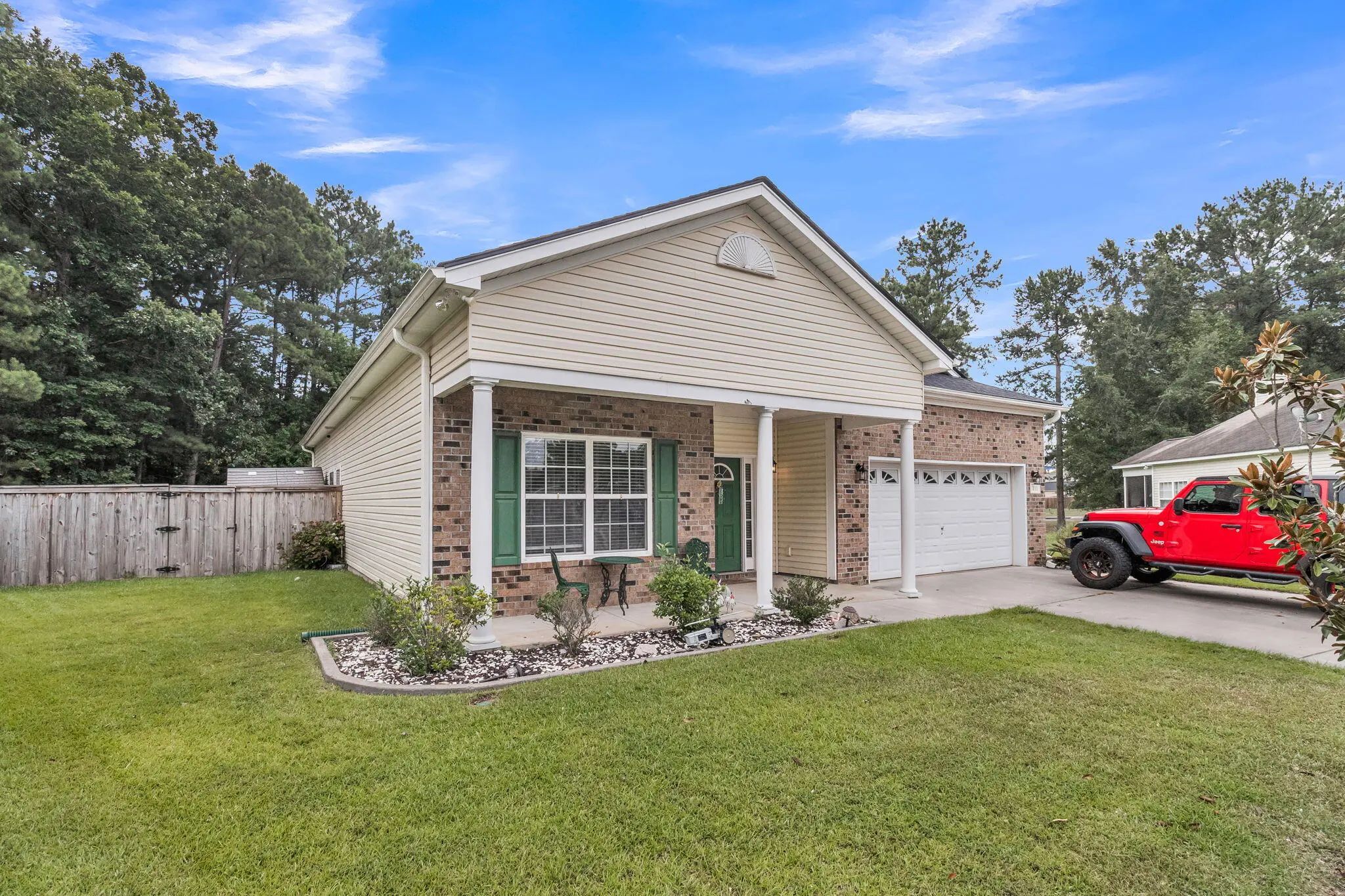 Photo of Listing #26021263