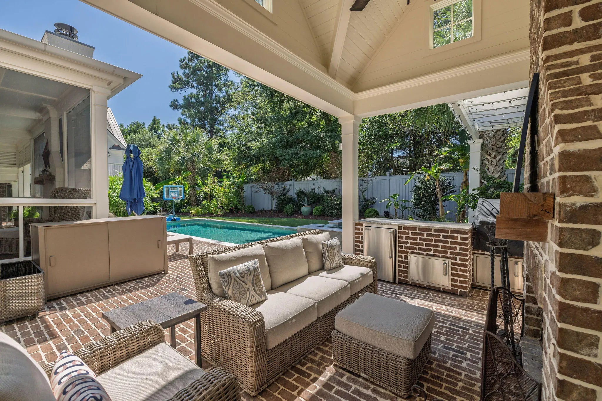 29 Duany Road, Mount Pleasant, SC, 29464