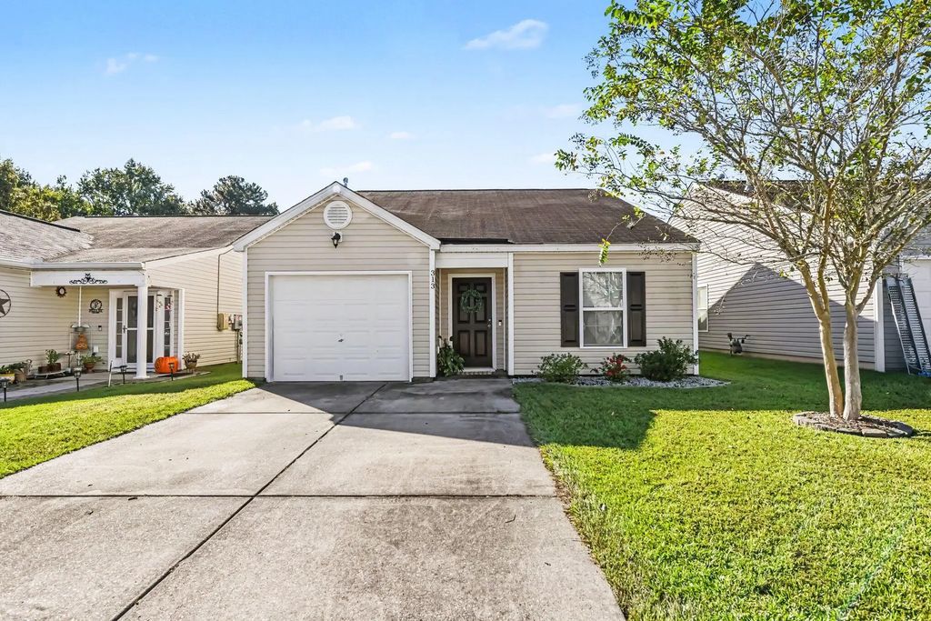313 Salkahatchie Street, Summerville