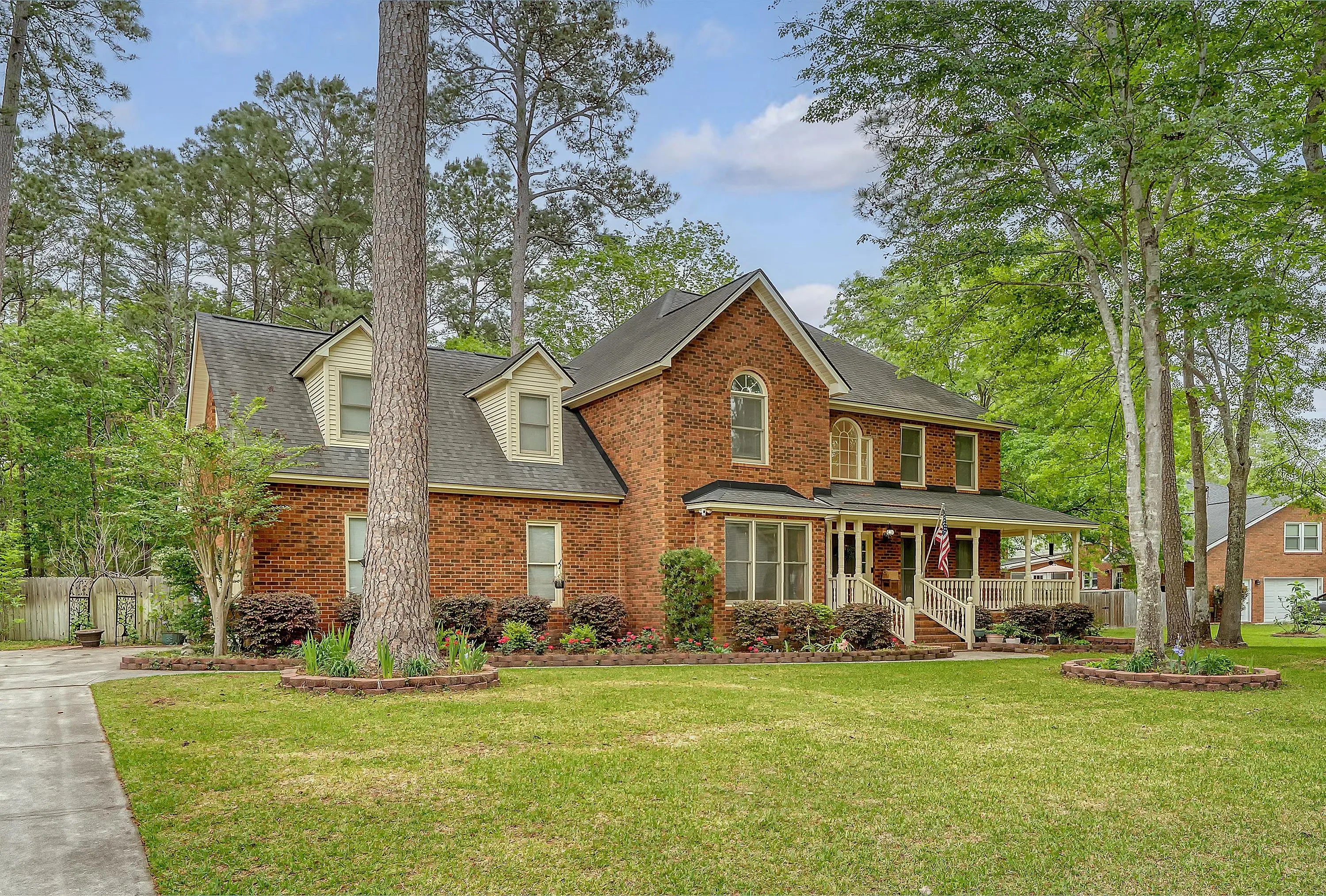 Photo of Listing #25009543