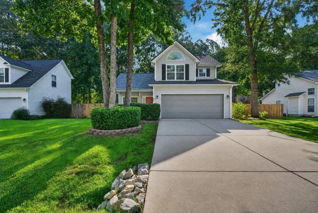 678 Bunkhouse Drive, Charleston