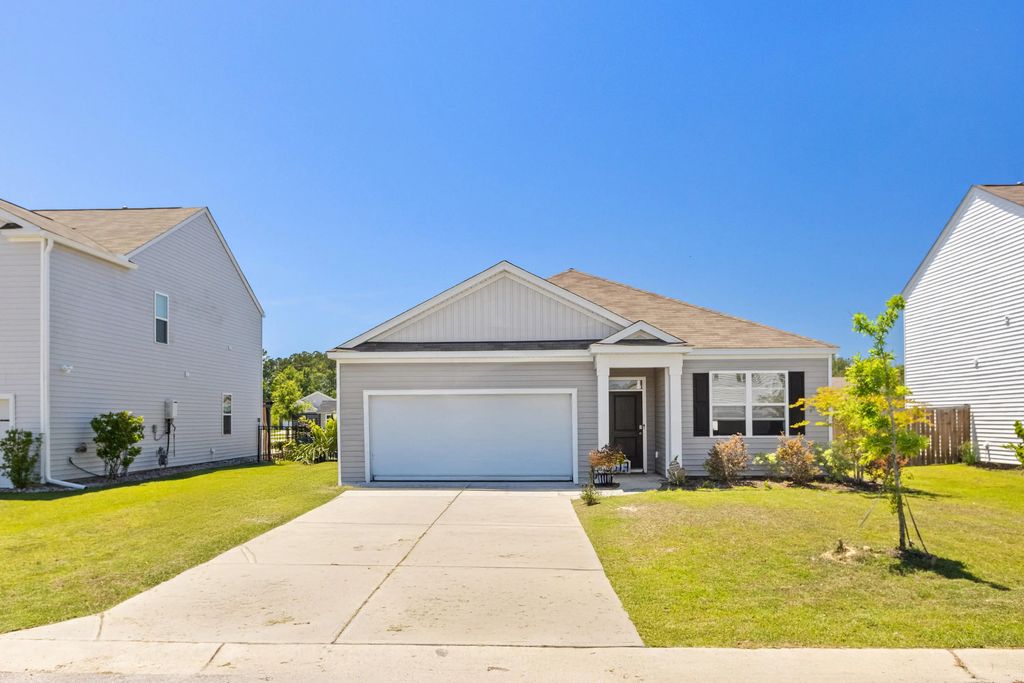 128 Akeley Lane, Summerville