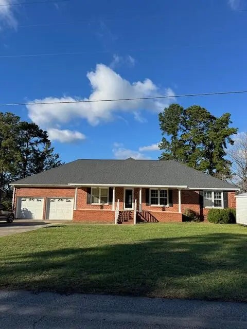 1449 Waters Edge Drive, Summerton