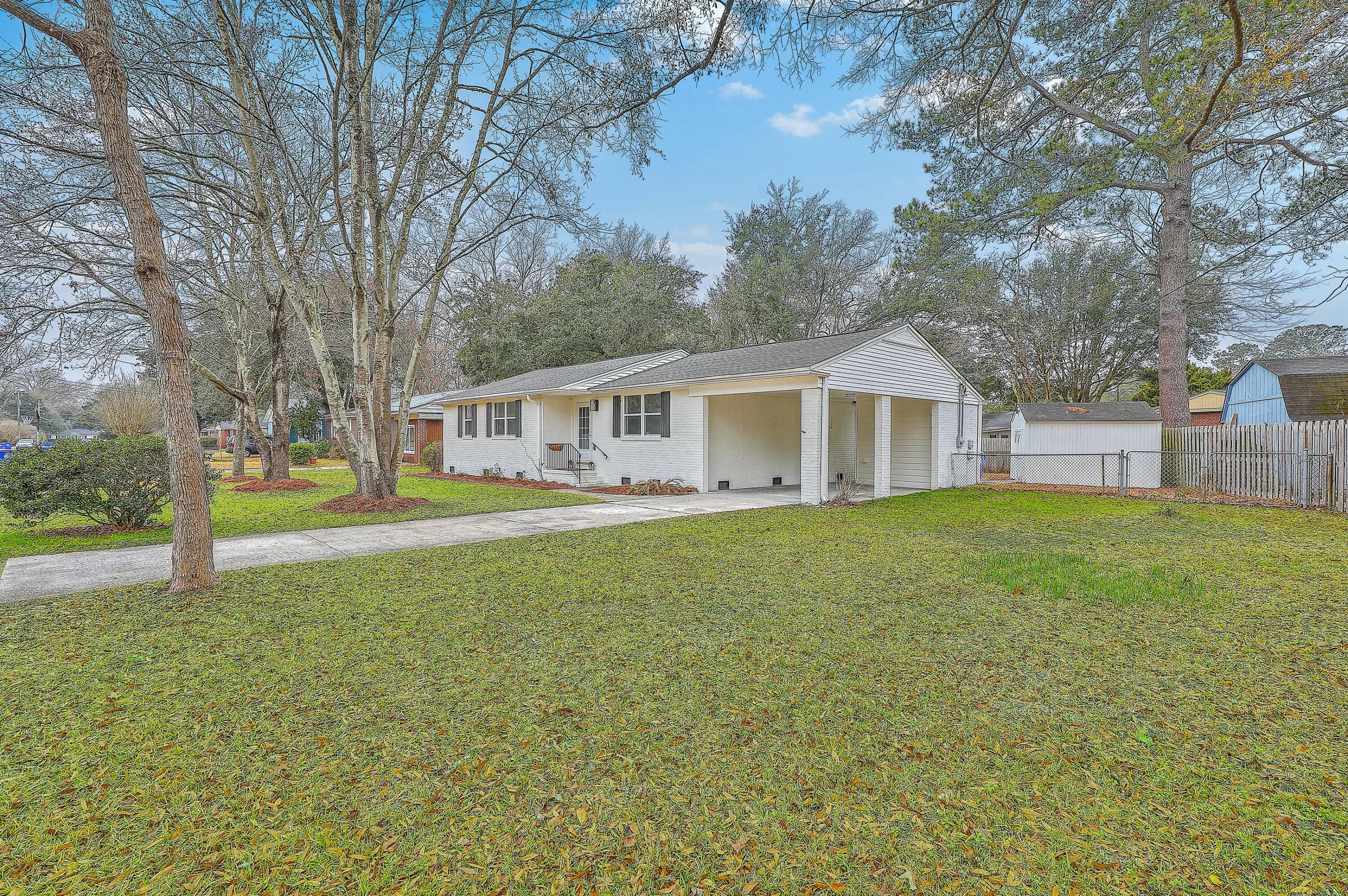 Photo of Listing #25003892