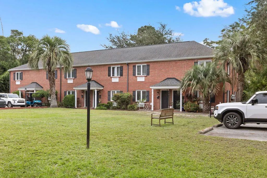 21 Hester Street Apt 11, Charleston
