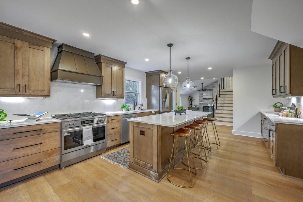 15 Windsor Drive, Charleston