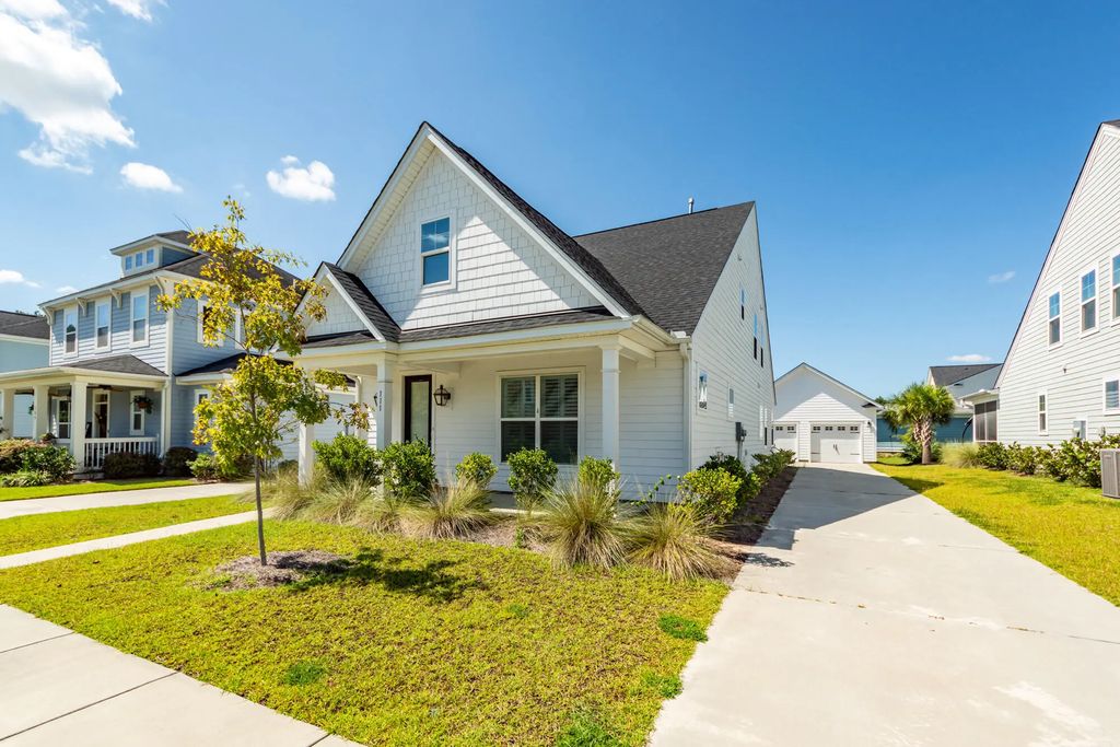 111 Hewitt Street, Summerville