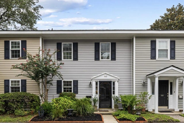 Photo of 163 Heritage Circle K-8, Mount Pleasant SC