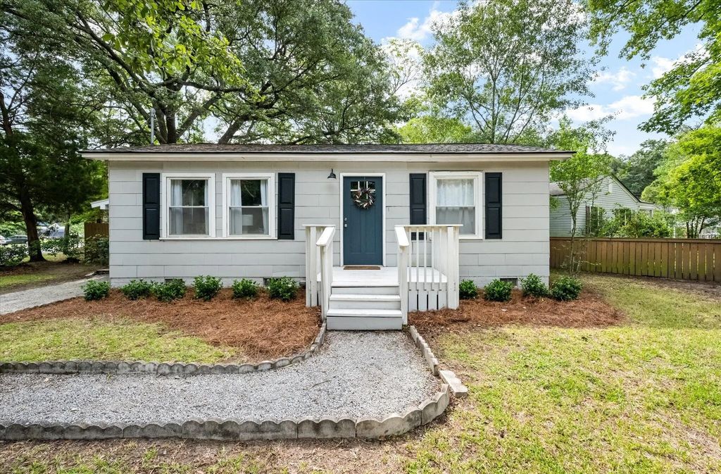 5736 Allison Avenue, Hanahan