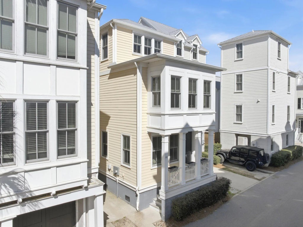 44 Dereef Court, Charleston