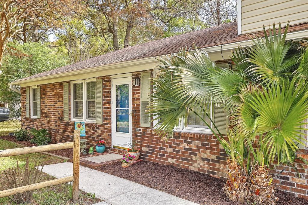 1152 Bradford Avenue, Charleston
