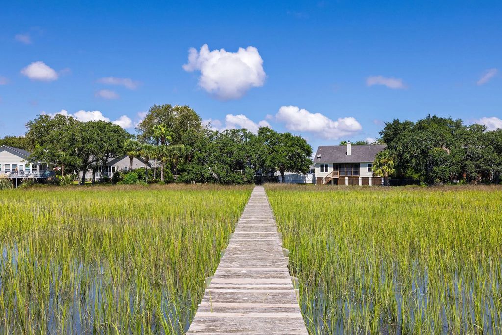 1185 Crab Walk, Charleston