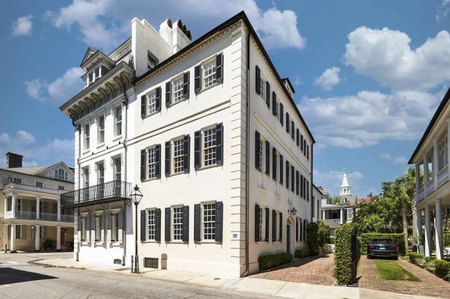 Photo of 64 Tradd Street, Charleston SC