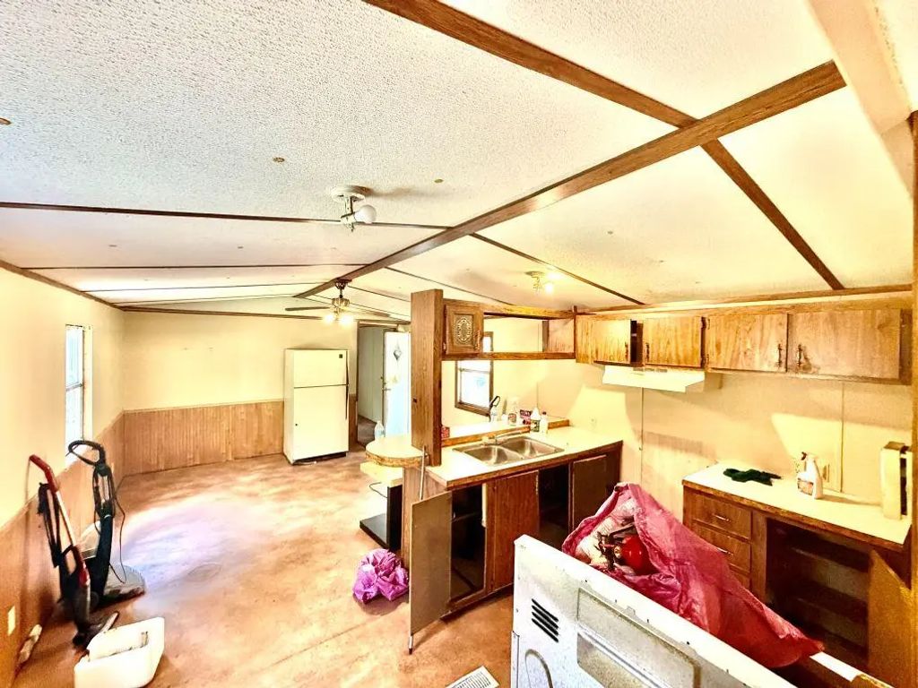 179 Song Bird Drive, Round O