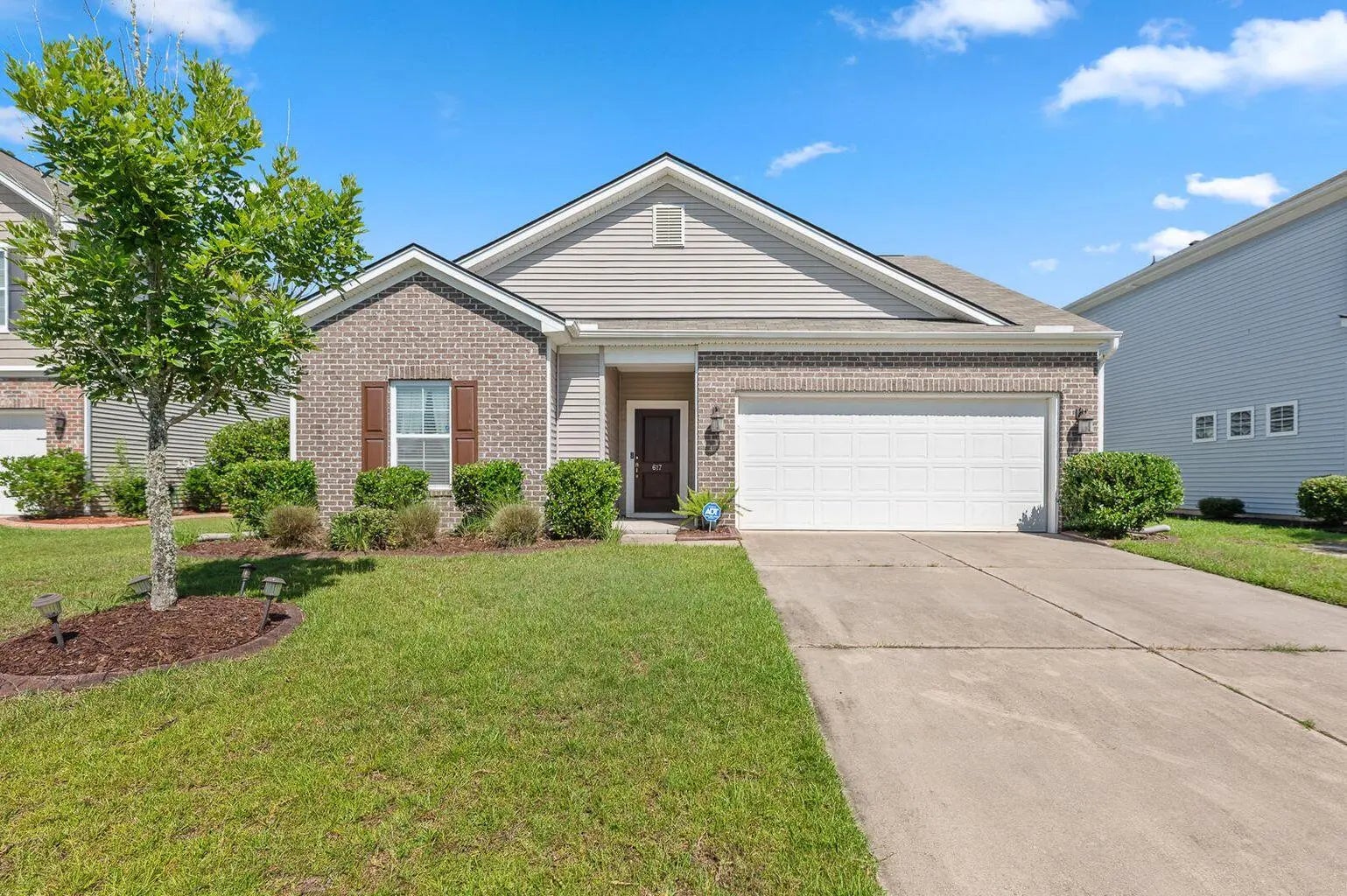 Photo of Listing #25027396