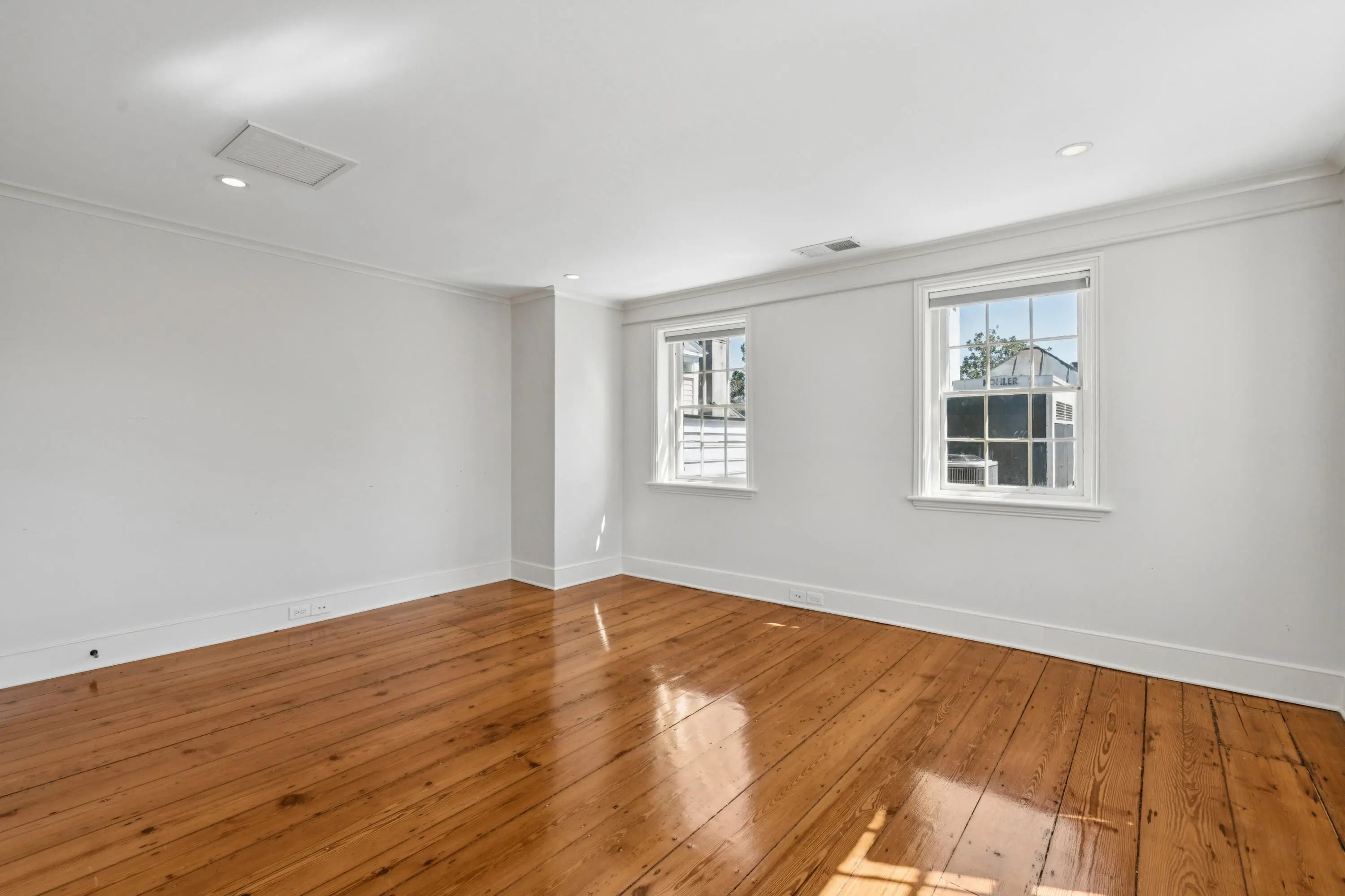 49 S Battery Street, Charleston, SC, 29401