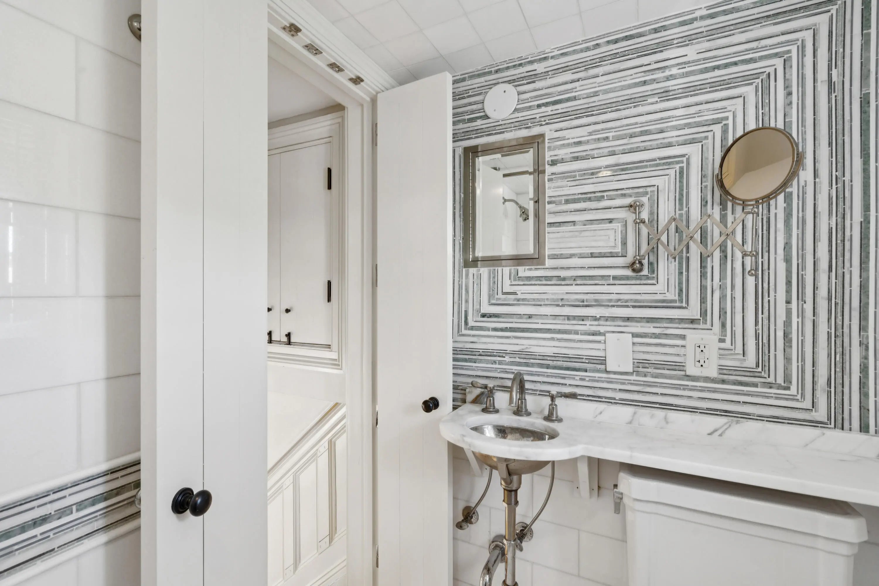 49 S Battery Street, Charleston, SC, 29401