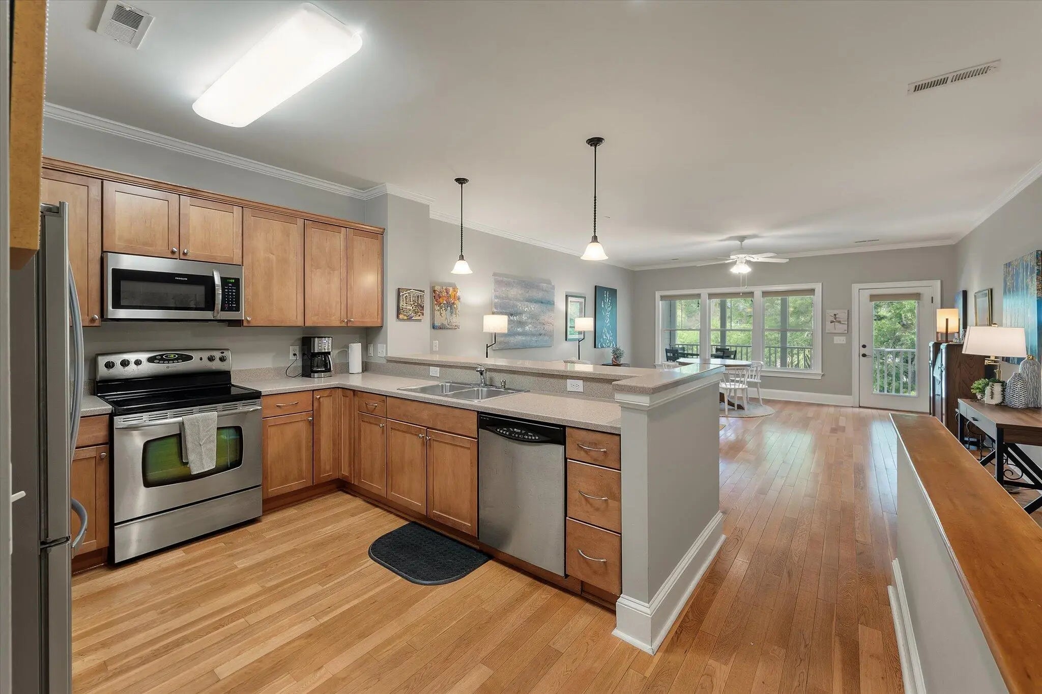 Photo of Listing #25011563