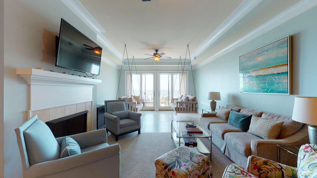 113 E Arctic Avenue B, Folly Beach