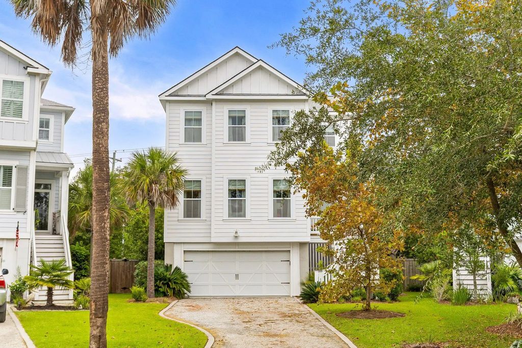 129 Alder Circle, Charleston
